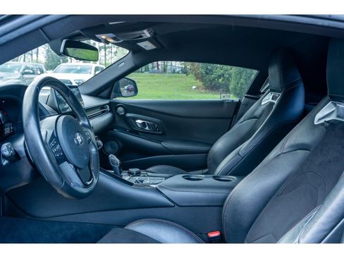 Used 2021 Toyota Supra w/ Safety & Technology Package image 11