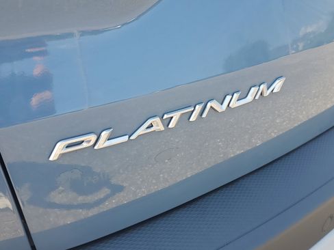 Used 2023 Ford Escape Platinum w/ Premium Technology Package image 17