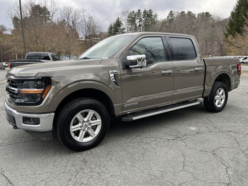 New 2025 Ford F150 XLT w/ Equipment Group 302A MID image 1