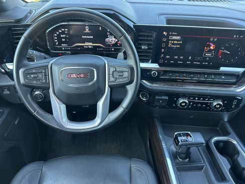 Used 2024 GMC Sierra 1500 Elevation w/ Elevation Premium Package AWD/4WD image 16