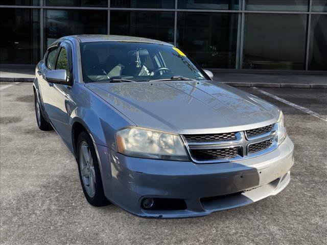 Used 2013 Dodge Avenger SXT FWD image 1