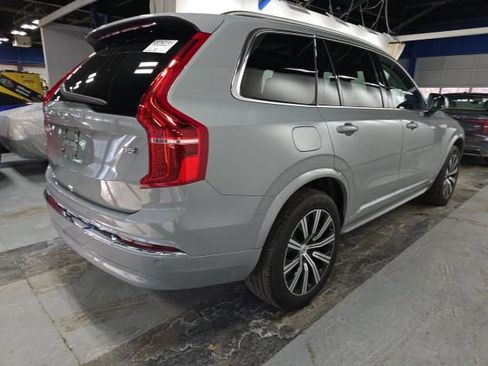Used 2025 Volvo XC90 B5 Core AWD/4WD image 6