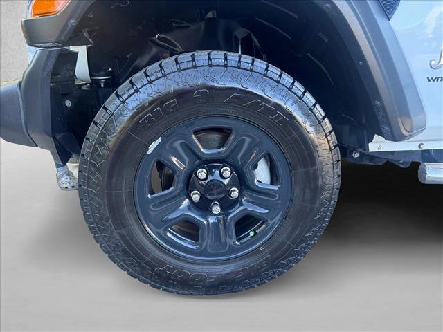Used 2021 Jeep Wrangler Sport AWD/4WD image 28
