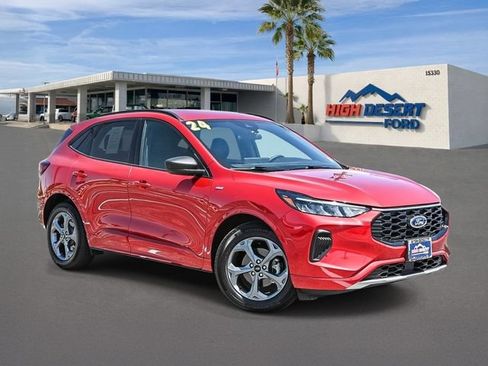 Used 2024 Ford Escape ST-Line w/ Tech Pack #1 FWD image 1