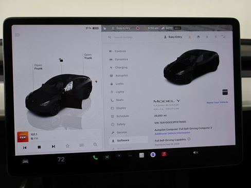Used 2023 Tesla Model Y Long Range AWD/4WD image 44