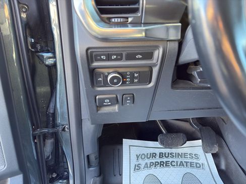 Used 2021 Ford F150 Lariat w/ Max Trailer Tow Package image 12