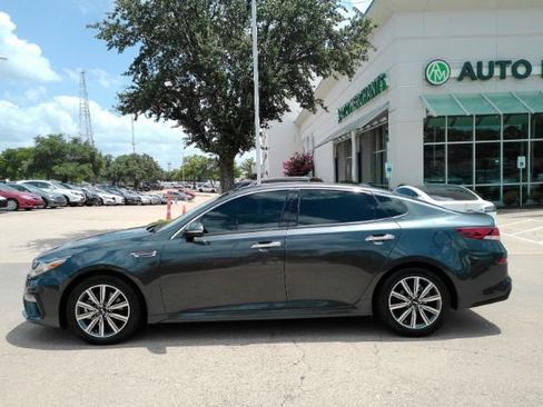 Used 2020 Kia Optima Premium FWD image 15