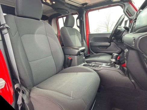 Used 2022 Jeep Gladiator Willys image 29