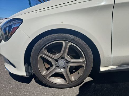 Used 2018 Mercedes-Benz CLA 250 4MATIC image 19