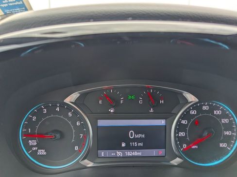 Used 2023 Chevrolet Traverse LT image 14