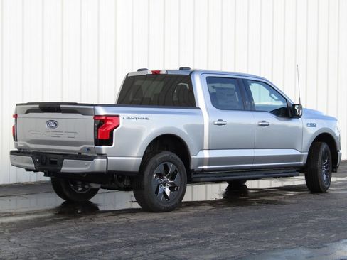 New 2025 Ford F150 Lightning Flash AWD/4WD image 3