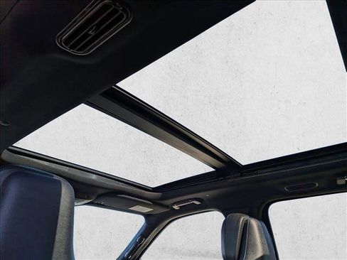 Used 2021 Lincoln Navigator L Reserve image 17