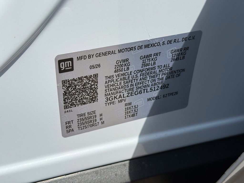 New 2026 GMC Terrain Denali w/ LPO, Black Badging Package AWD/4WD image 12