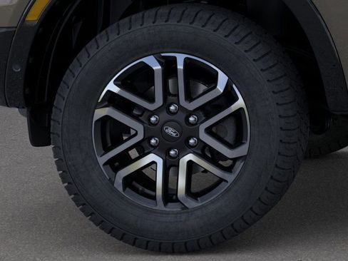 New 2025 Ford Ranger Lariat w/ FX4 Off-Road Package image 41