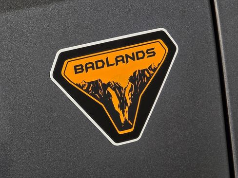 New 2025 Ford Bronco Badlands AWD/4WD image 3