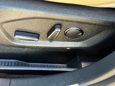 Used 2019 Ford Edge SEL w/ Equipment Group 201A image 13