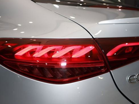 Used 2023 Mercedes-Benz EQE 350+ 4MATIC Sedan image 32