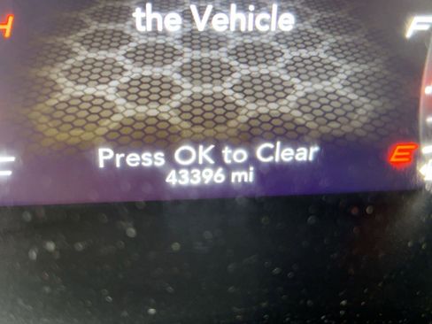 Used 2022 Dodge Charger GT w/ Blacktop Package image 18