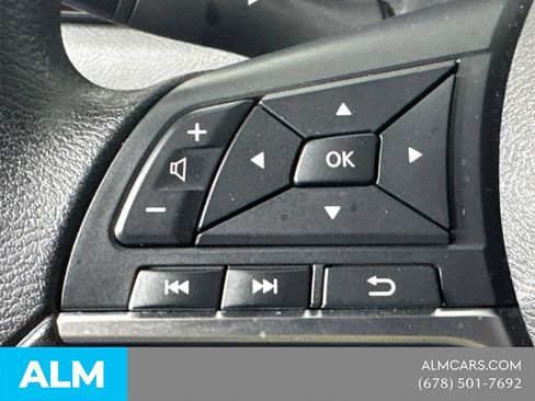 Used 2024 Nissan Sentra SV FWD image 27
