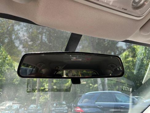 Used 2013 Toyota RAV4 LE FWD image 26