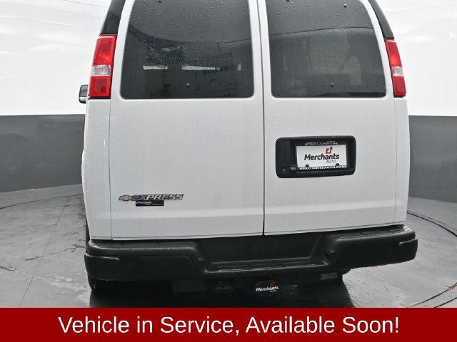 Used 2024 Chevrolet Express 2500 LS w/ Driver Convenience Package RWD image 5