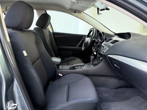 Used 2012 MAZDA MAZDA3 i Sport image 16