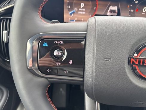 Used 2025 Nissan Armada PRO-4X w/ Pro-4X Premium Package image 30