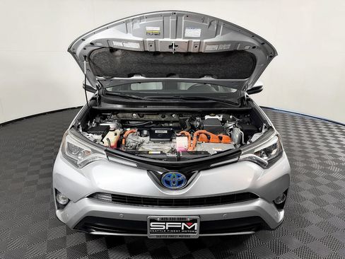 Used 2016 Toyota RAV4 Limited AWD/4WD image 21