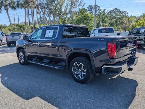 Used 2023 GMC Sierra 1500 SLT w/ SLT Premium Package AWD/4WD image 5