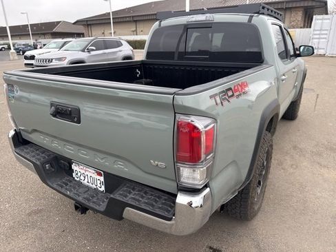 Used 2023 Toyota Tacoma TRD Off-Road image 7