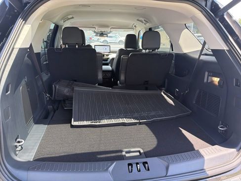 New 2026 Ford Explorer Active w/ Active Comfort Package AWD/4WD image 13