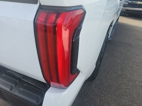 Used 2022 Toyota Tundra SR RWD image 13