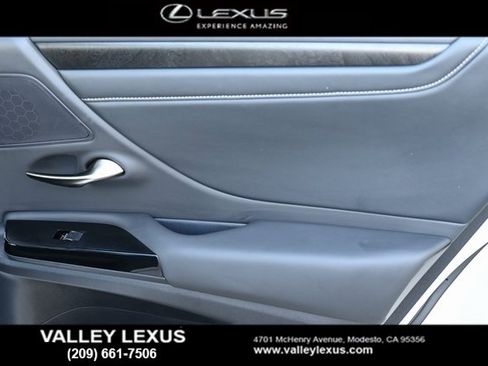Used 2025 Lexus ES 350 w/ Premium Package image 19