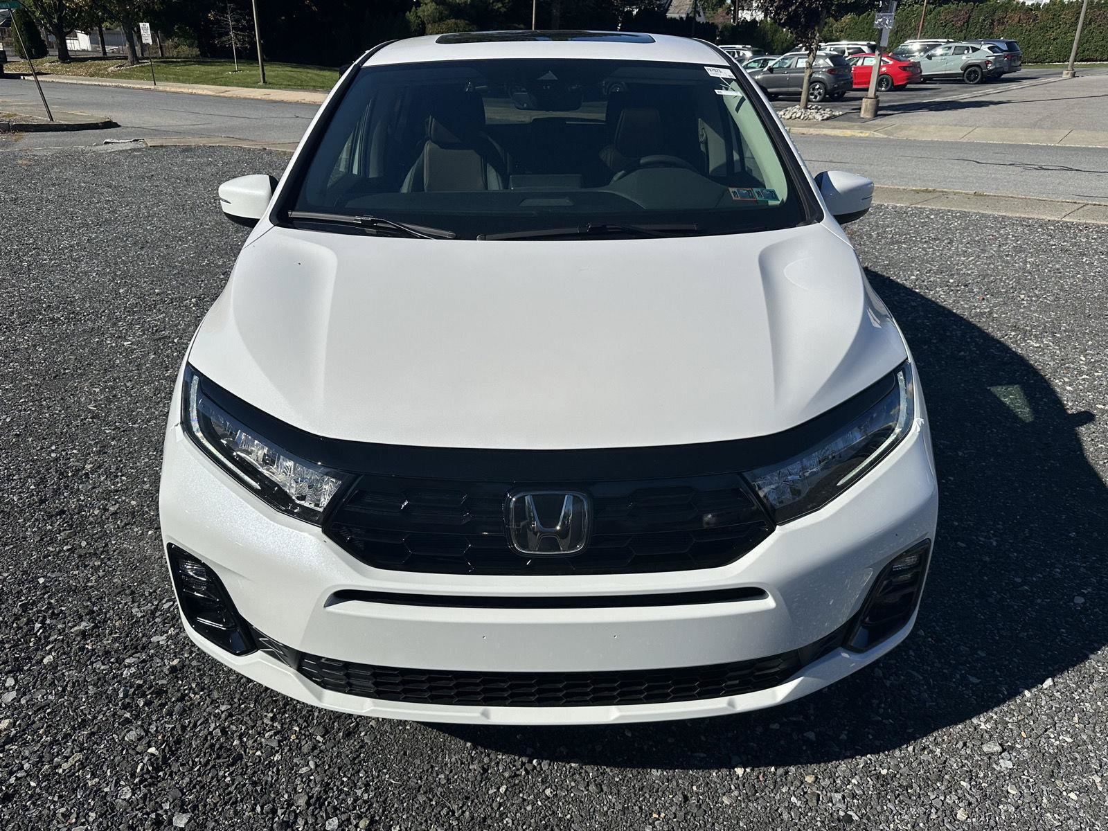 New 2027 Honda Odyssey Elite image 3