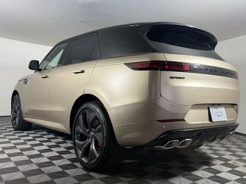 New 2025 Land Rover Range Rover Sport Autobiography AWD/4WD image 4