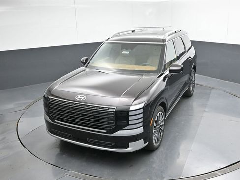 New 2026 Hyundai Palisade Calligraphy FWD image 17