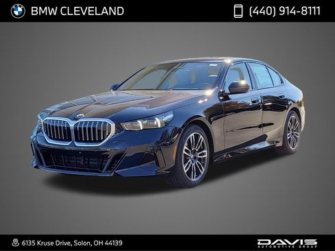 New 2026 BMW 530i xDrive image 1