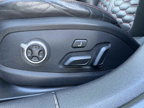 Used 2019 Audi RS 5 Sportback w/ Black Optic Carbon Package image 28