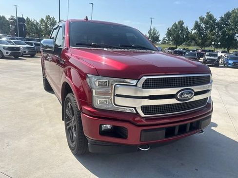 Used 2018 Ford F150 Platinum w/ Equipment Group 701A Luxury AWD/4WD image 6