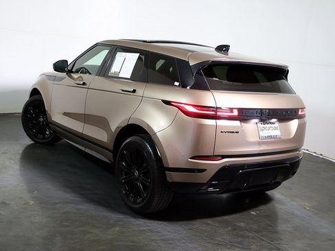 Used 2024 Land Rover Range Rover Evoque Dynamic SE image 2