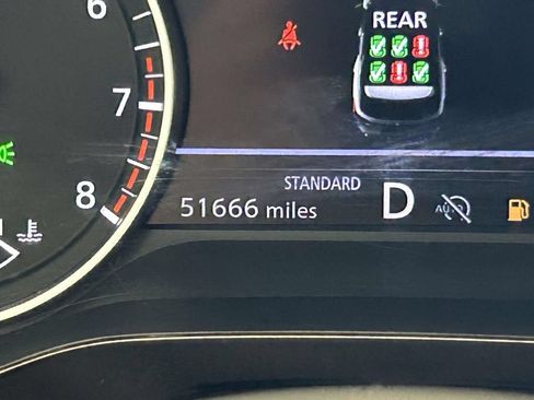 Used 2024 Nissan Pathfinder SV FWD image 27