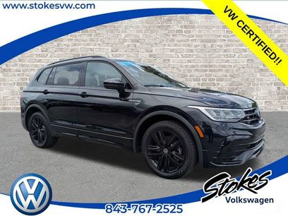Certified 2022 Volkswagen Tiguan SE R-Line