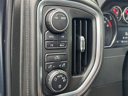 Used 2020 Chevrolet Silverado 1500 LT AWD/4WD image 18