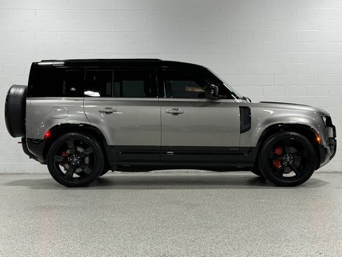 Used 2024 Land Rover Defender 110 X AWD/4WD image 5