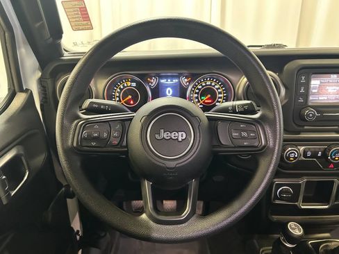 Used 2021 Jeep Wrangler Sport AWD/4WD image 6