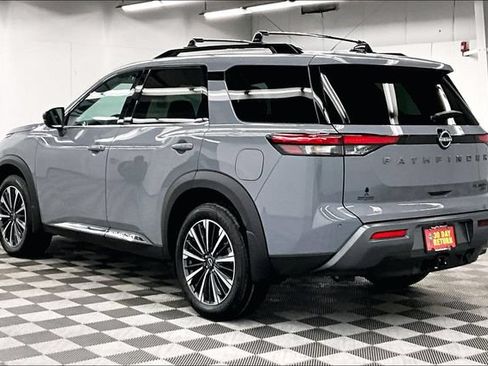 New 2026 Nissan Pathfinder Platinum AWD/4WD image 4