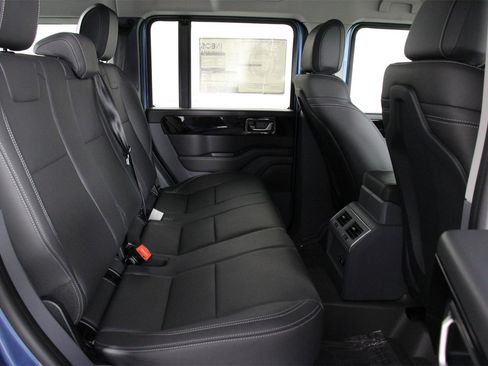 New 2025 INEOS Grenadier image 13