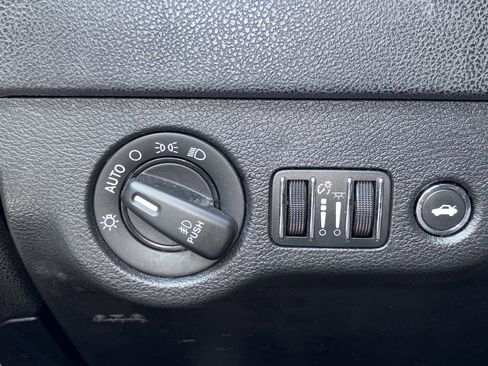 Used 2013 Dodge Charger R/T RWD image 19