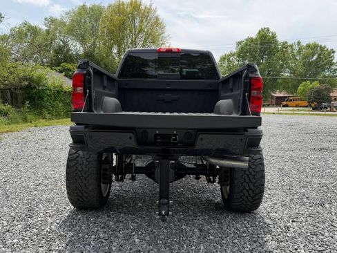 Used 2016 Chevrolet Silverado 2500 High Country w/ Duramax Plus Package image 7