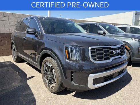 Used 2025 Kia Telluride S FWD image 2